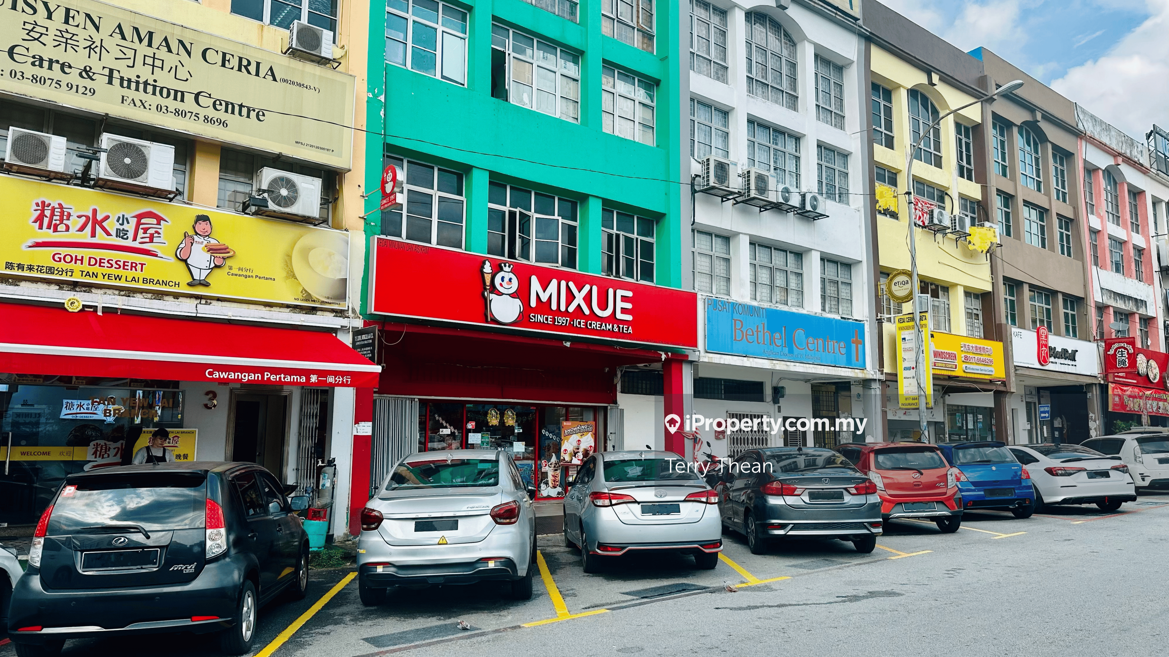 3.5 Storey Shop For Sale @ Puchong Jaya