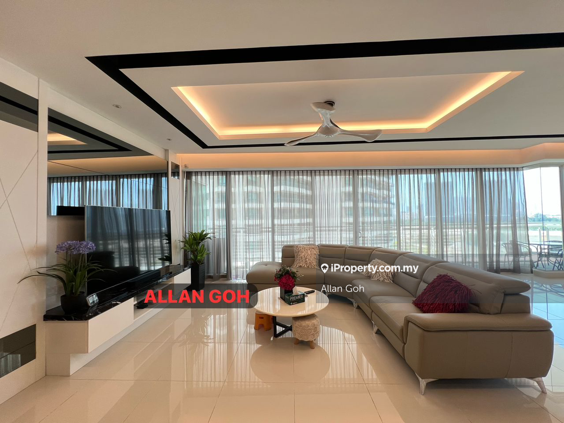 Best Buy - Gurney Paragon - 3154sf - Fully Renovated By ID Designer
