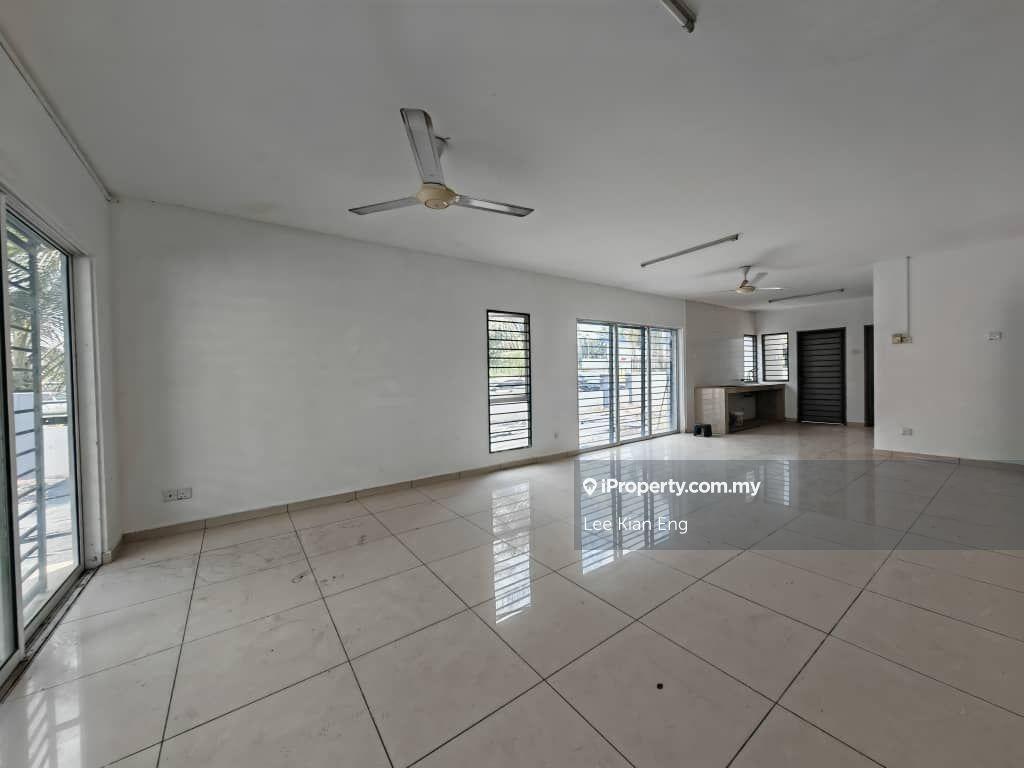 Corner lot Double Storey Terrace @ Taman Sri Jaromas, Jenjarom
