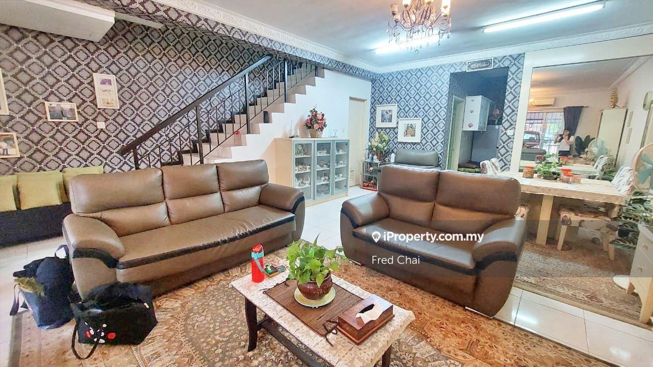 C H E A P gated & guarded 2.5 Sty Terrace House @ Sunway Cheras