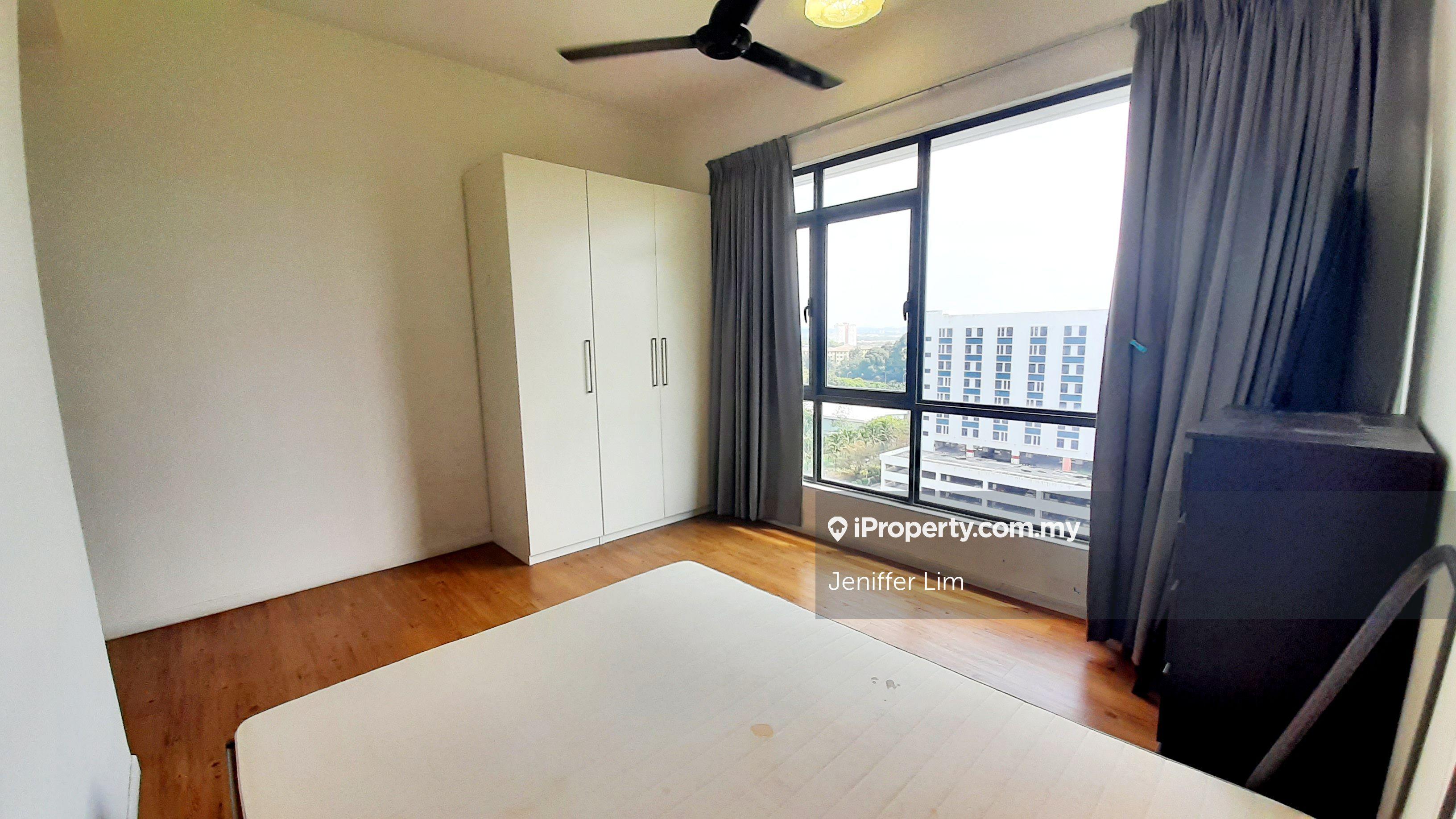 Paramount Utropolis, Glenmarie (Serviced apartment for sale)