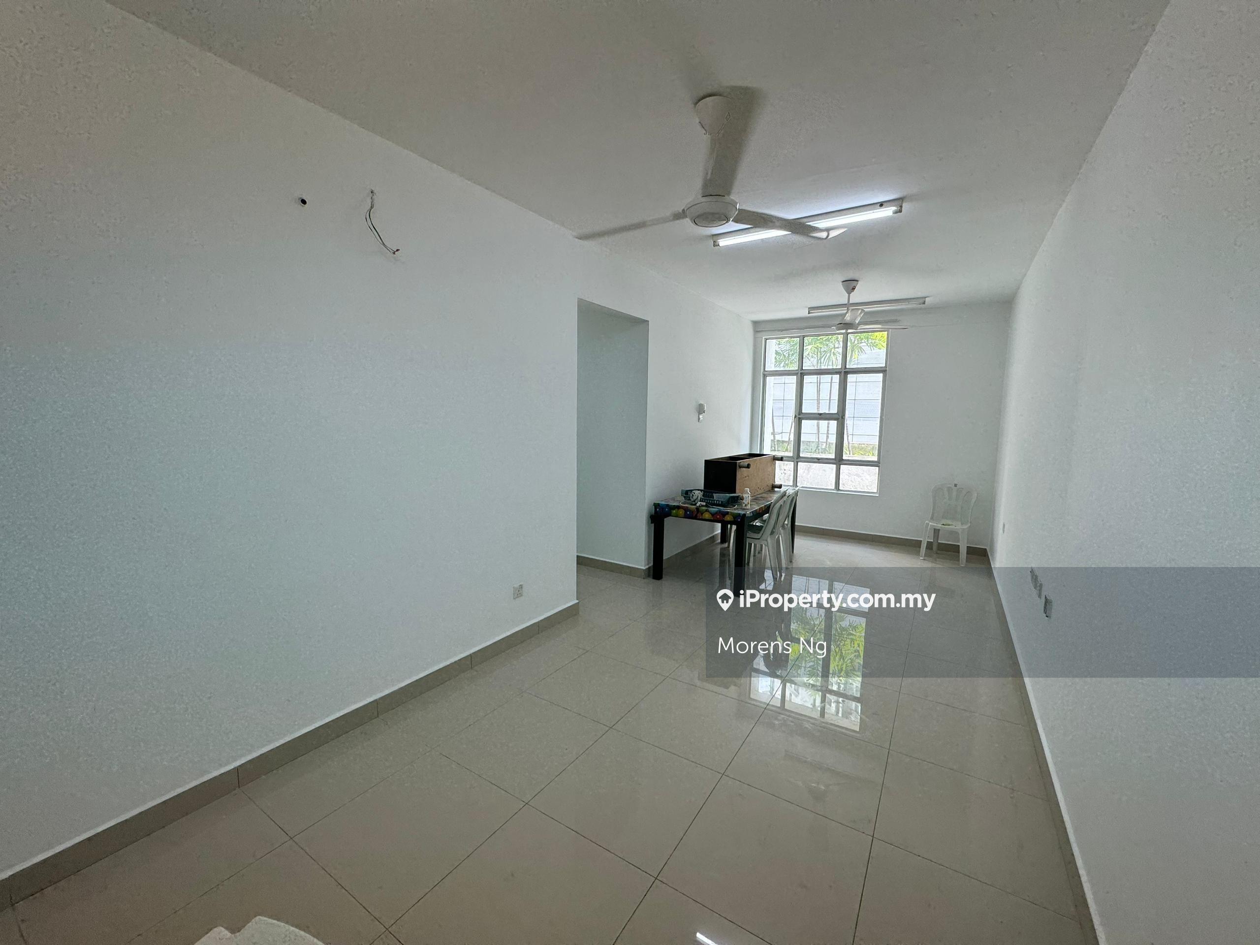 The Arc 3 Room Newly renovate unit for Sale