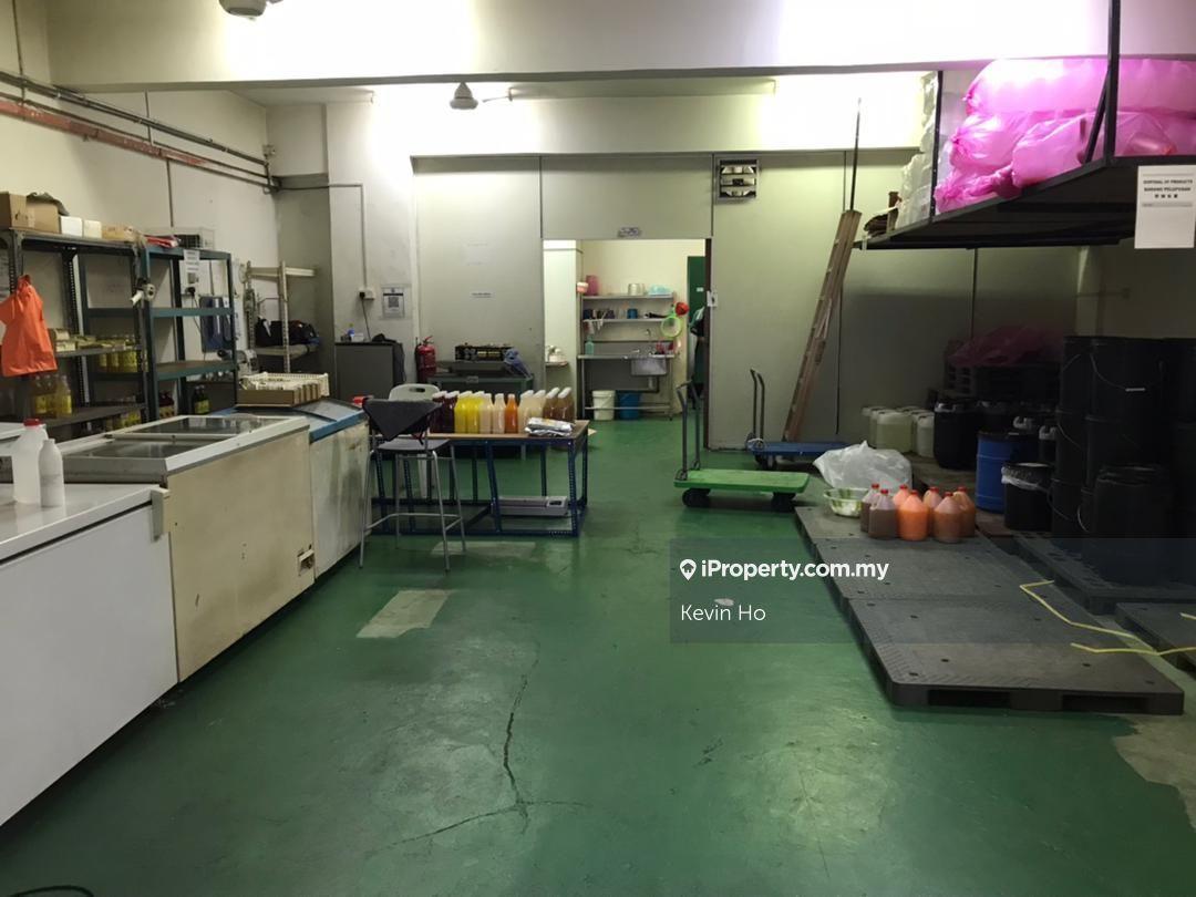Ground floor shop 650k only in KL! Easy access to KL, PJ
