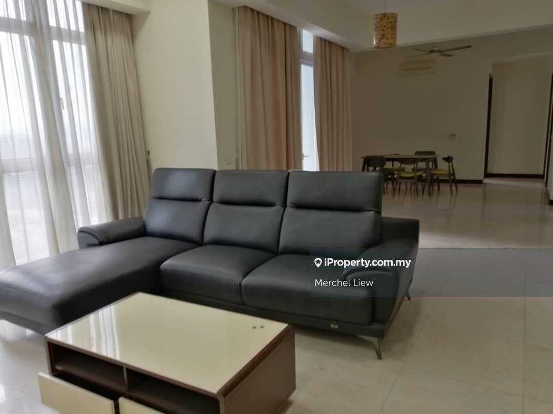 Spacious unit