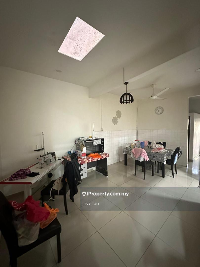 Single storey terrace for sale at Taman Kurnia
