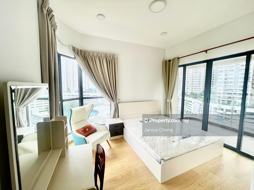 Danga Bay Sea View Fully Furnished 