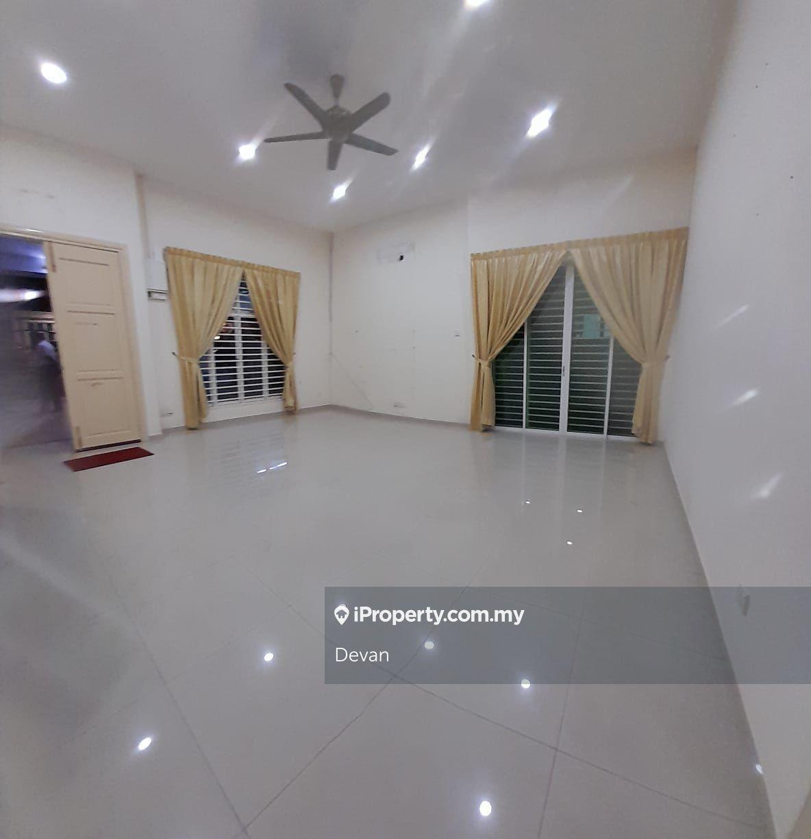 Melaka Paya Rumput Indah Semi D renovated Unit