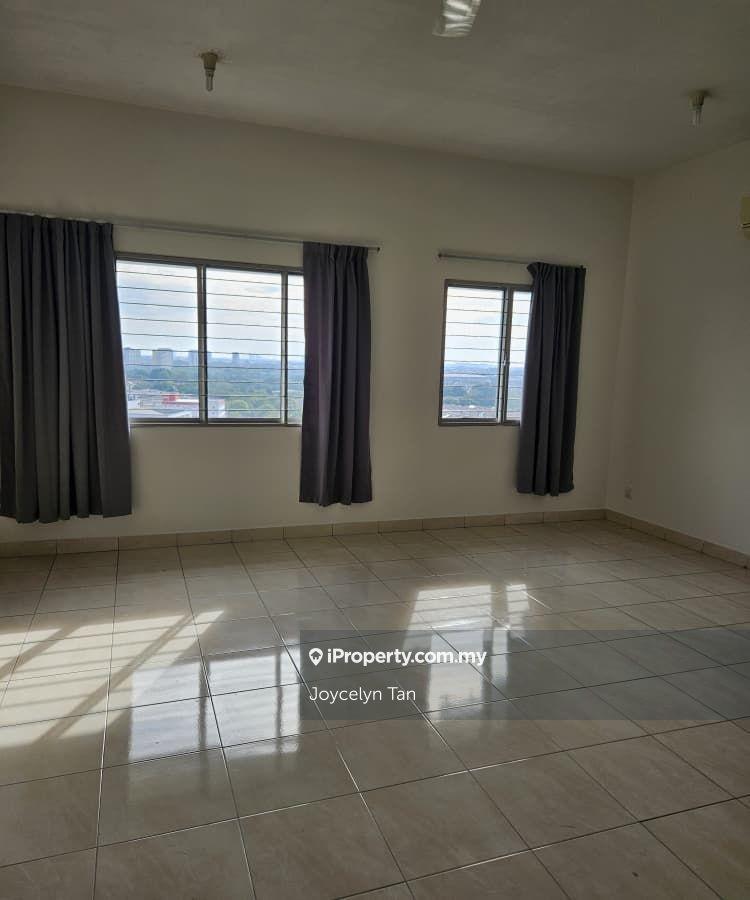 Kota Kemuning Lagoon suites Condominium for Rent