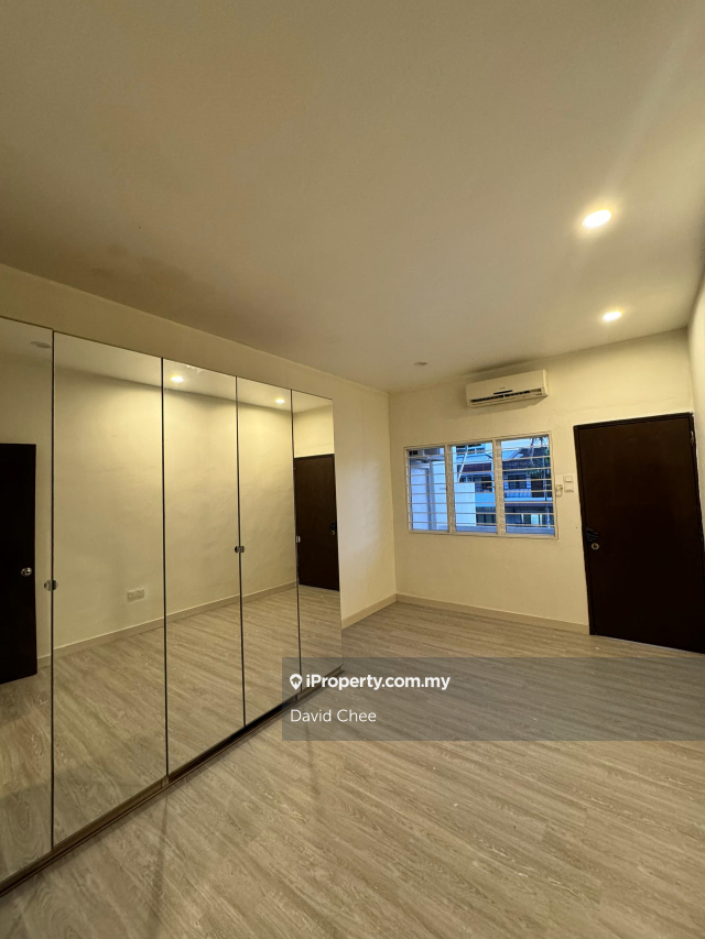 Jalan Pria 2 Taman Maluri for Rent