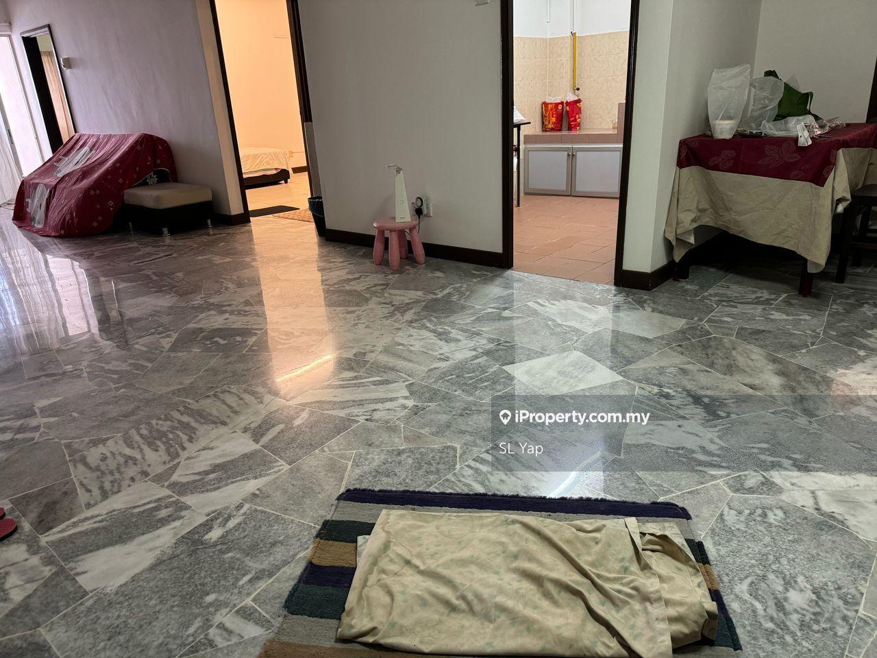 Vantage point condo desa petaling sungai besi