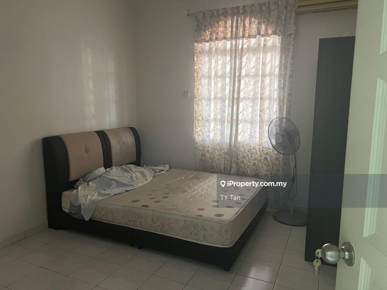 Nice Condition Unit For Sales Suitable Investment With Partition !