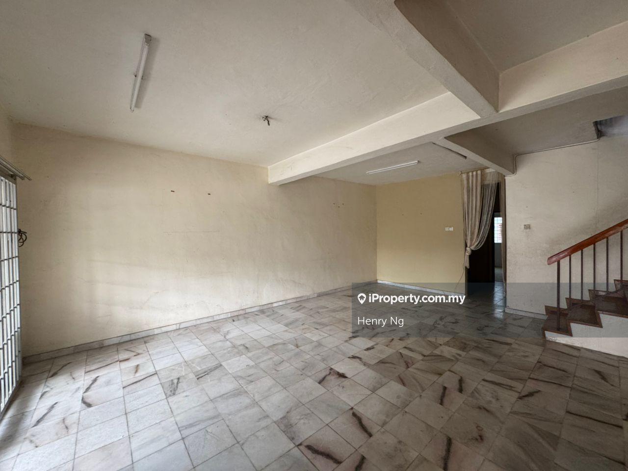 Taman Patani Jaya 2 Storey Terrace House Chinese Nieghbour For Sale