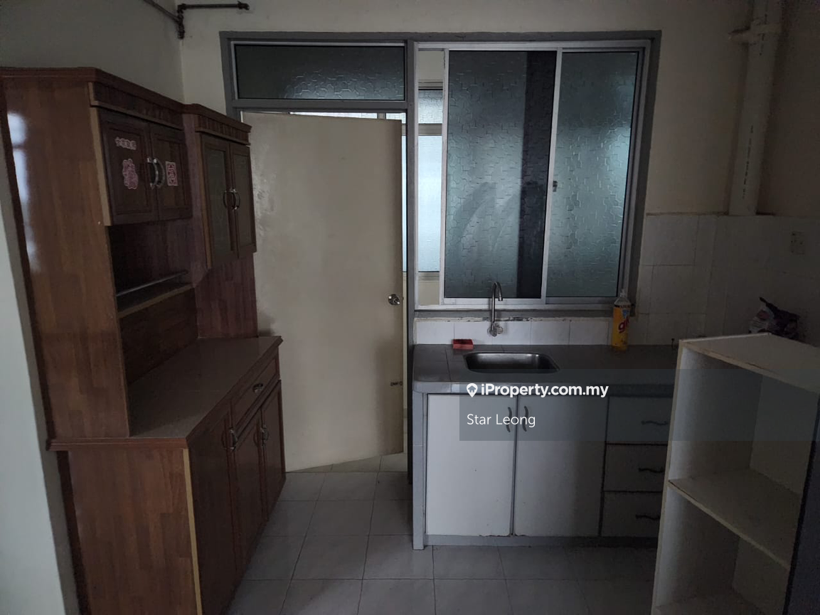 Sinar Bukit dumbar near egate tesco Unfurnish