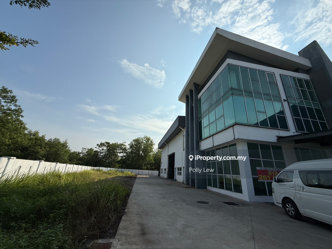 3 Storey Semi Factory @ Signature Industrial Park Semenyih 