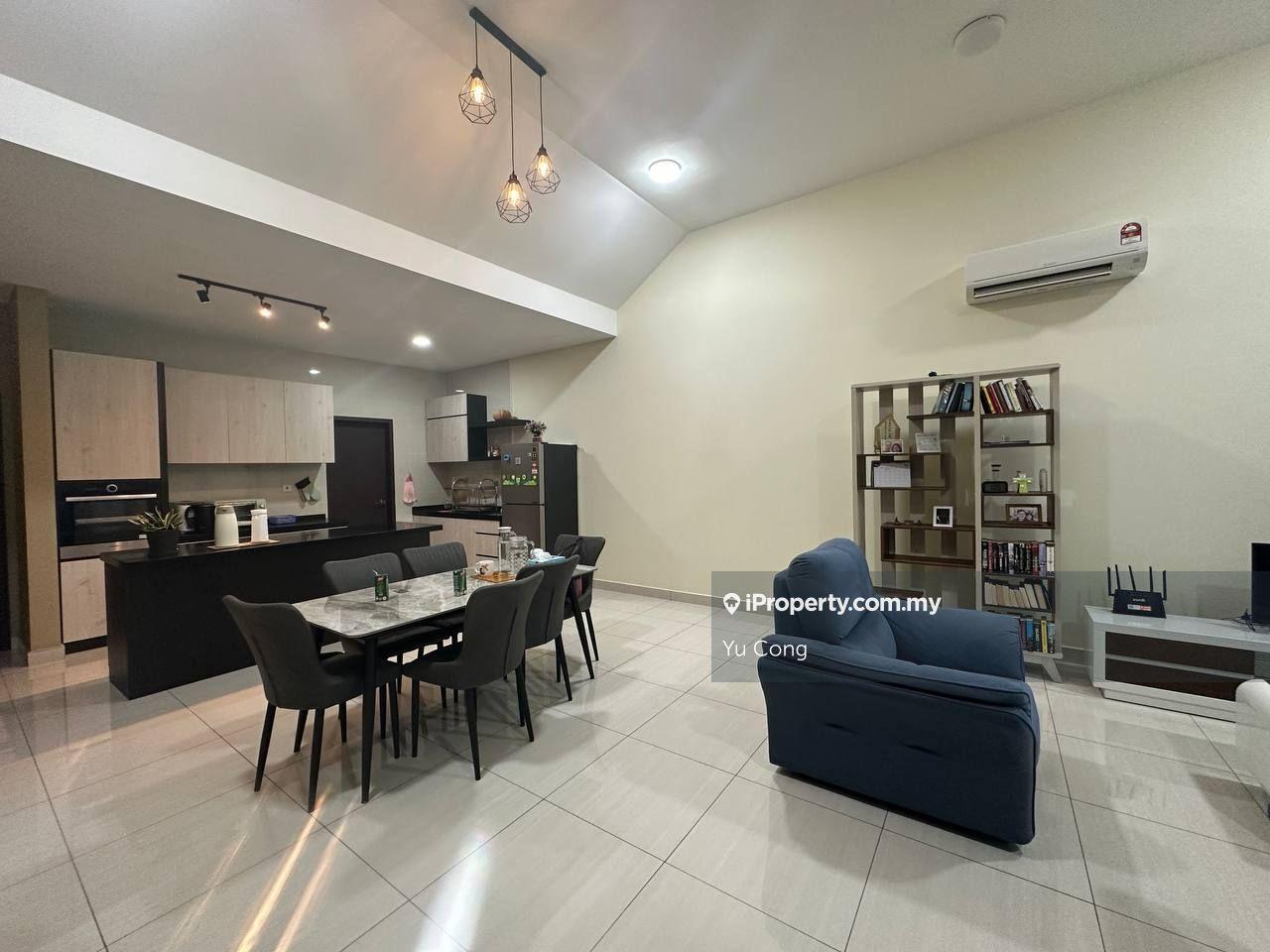 Horizon Hills @ The Woodlands Double Storey Terrace House 24x70sqft
