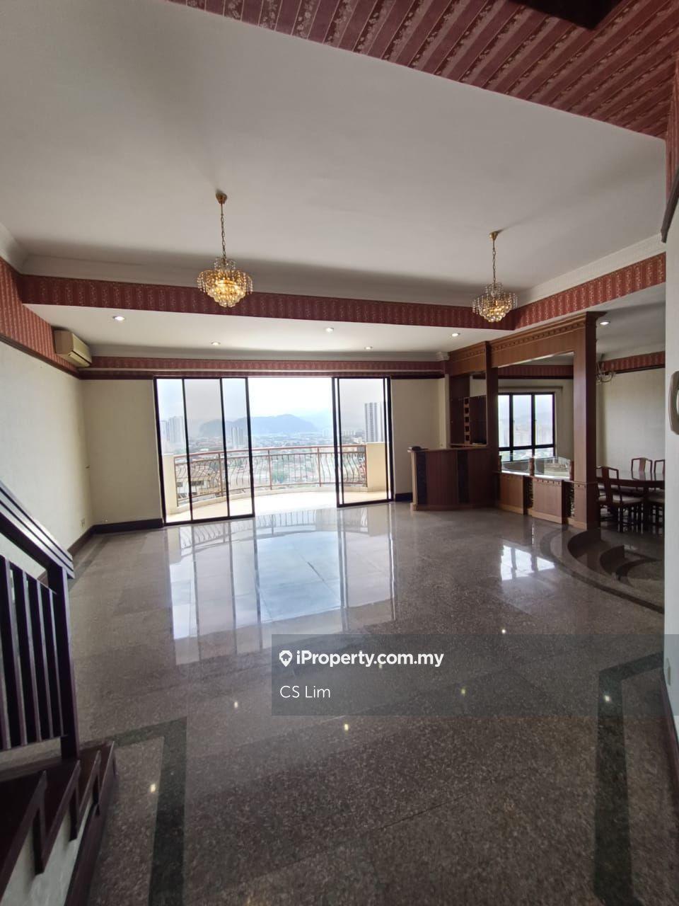 2.5 storeys Penthouse