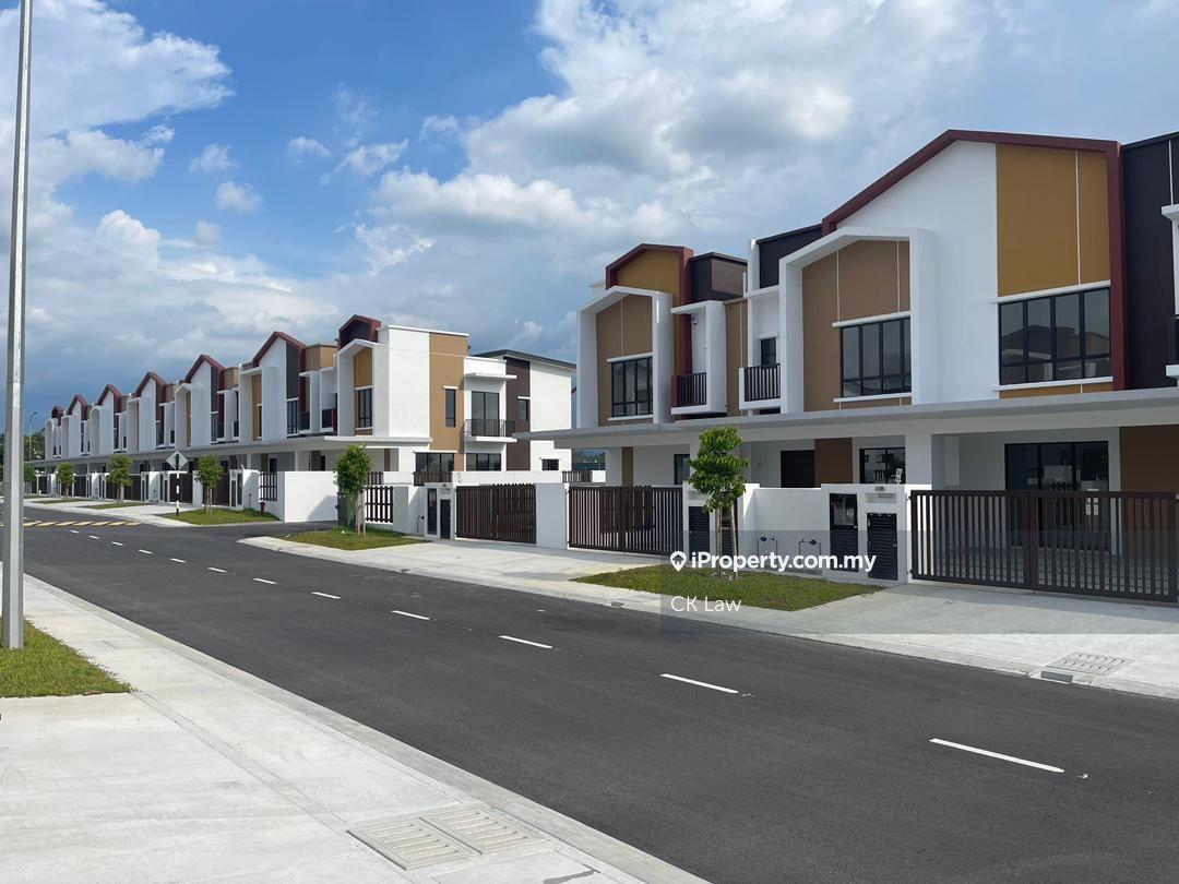 Brand New Unit 22x70, 4 Bedrooms 3 Bathrooms