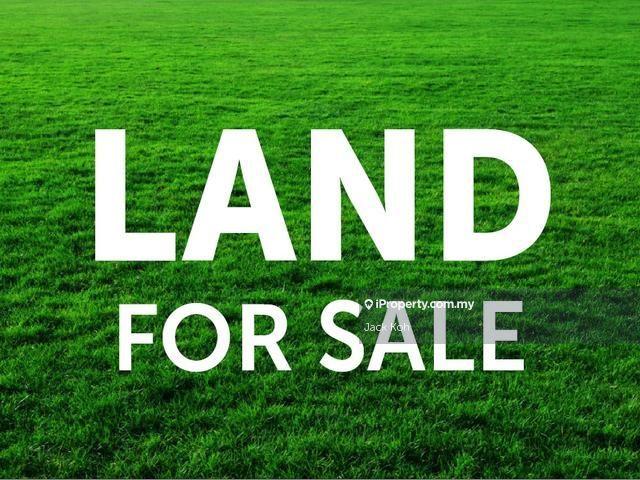 Industrial Corner Land For Sale @ Semenyih