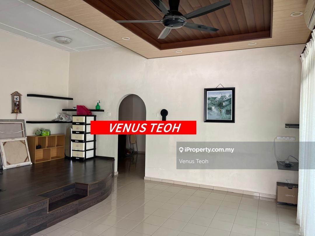 Gelugor@Sungai Dua (Rare Unit)1 Storey Semi-D For Sale