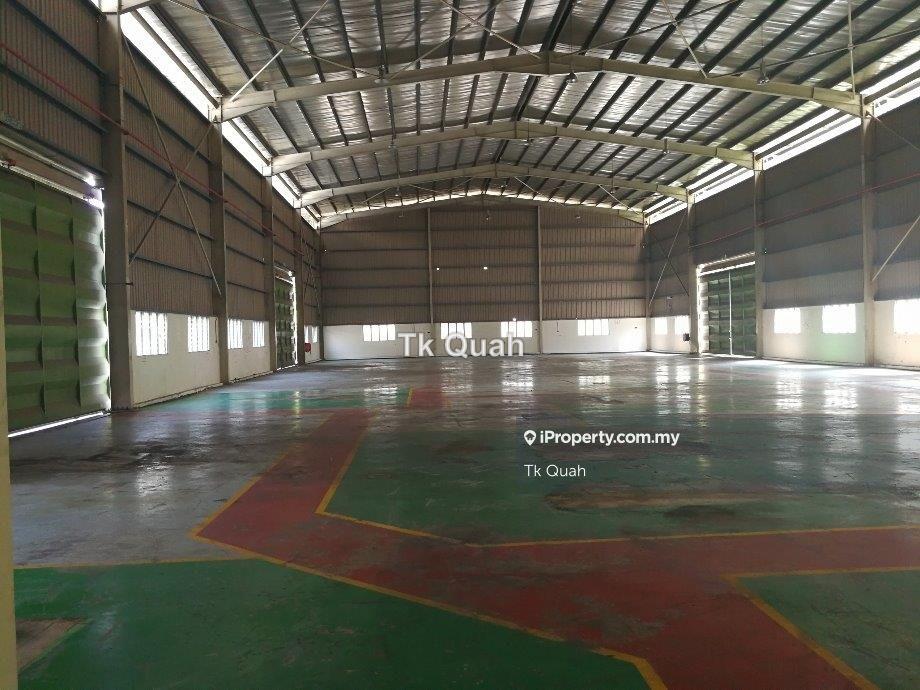 Detached factory for Sale