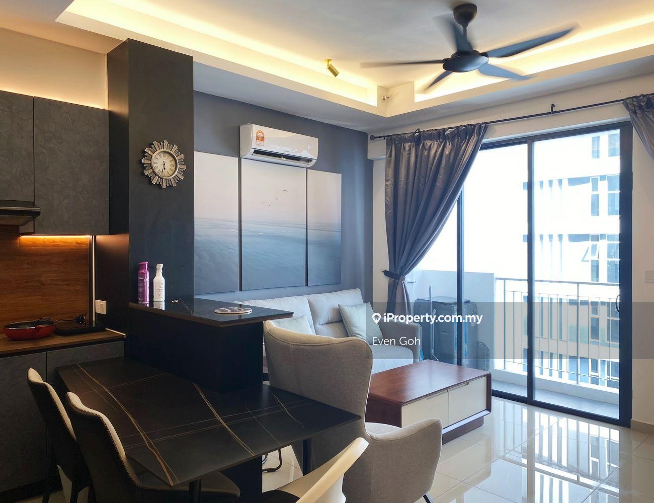Studio Unit I Full Furnish I Full Renovate I 2 Car Parks