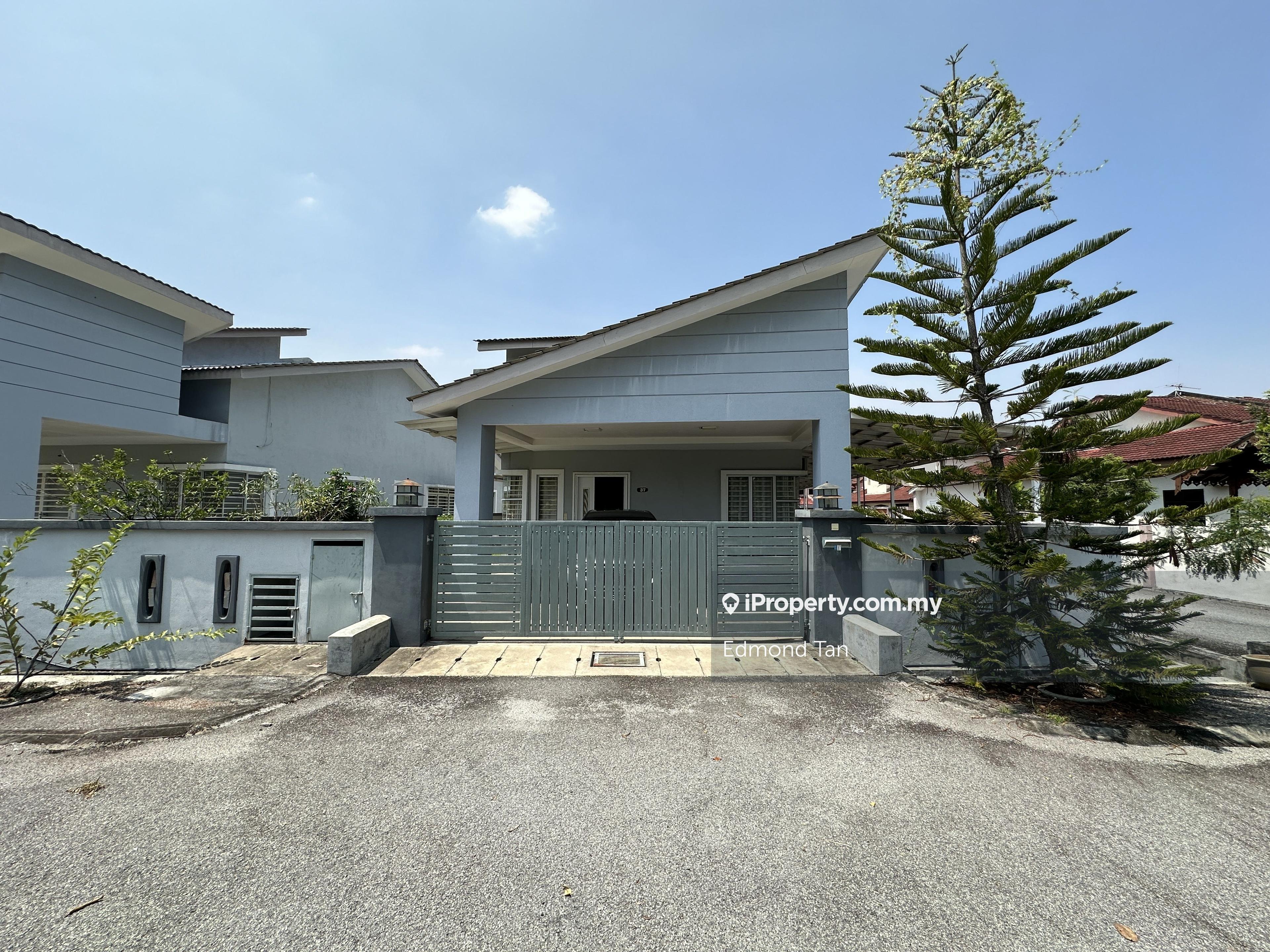 Taman Perpaduan Indah Tambun Nicely Renovated Detached House Ipoh