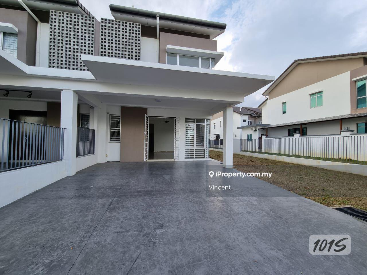 Penduline Double Storey End Lot House Bandar Rimbayu