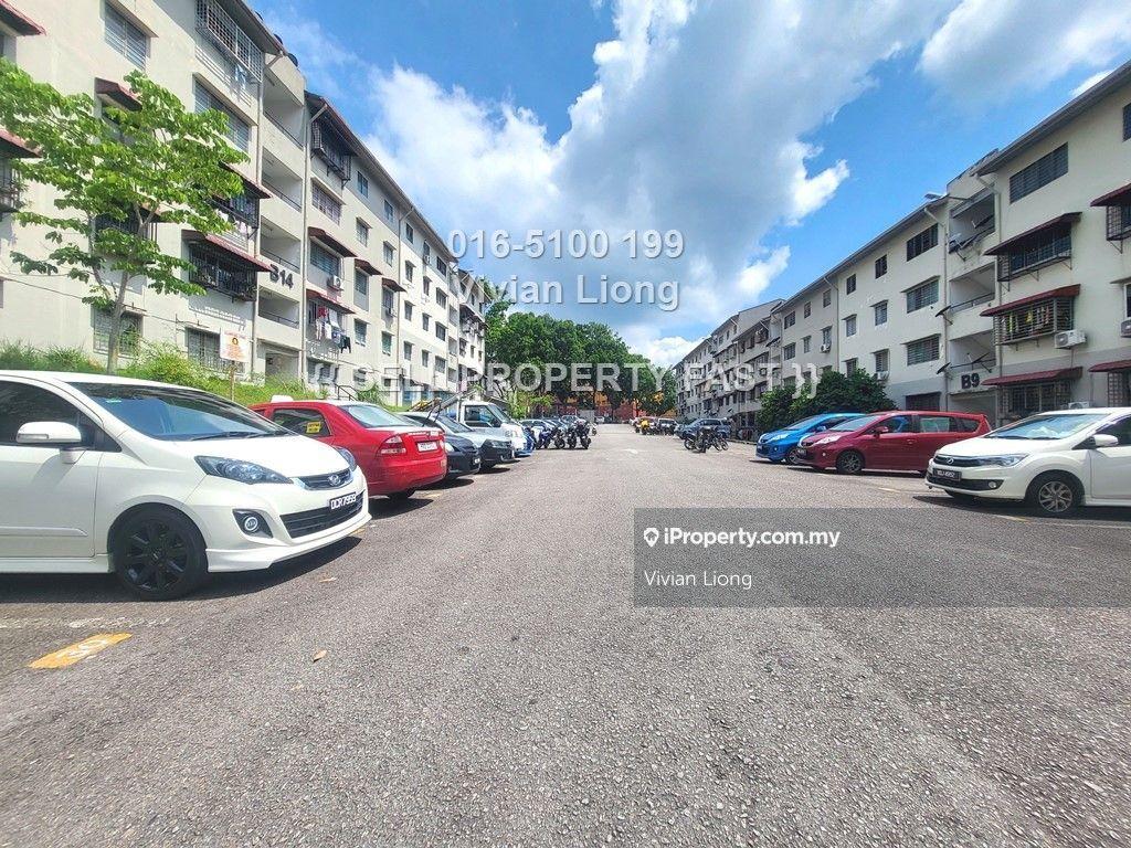 Putra Permai Apartment (Block B) Taman Equine, Seri Kembangan For Rent