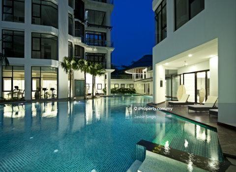 Gallery @ Uthant - Low Density High Quality Choice unit
