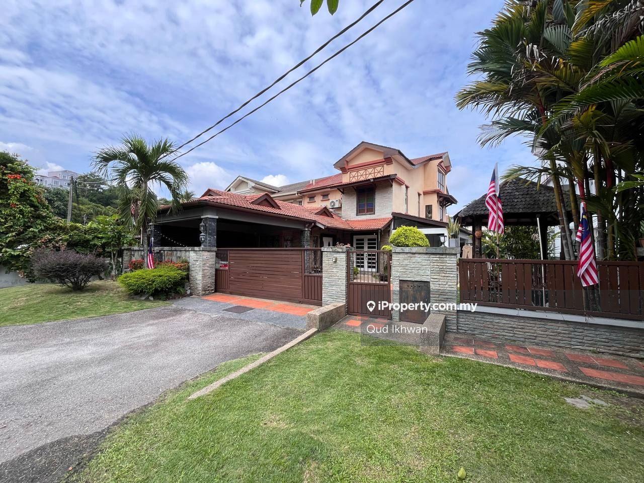 For Sale :  2 Storey Semi-D  D Puncak Ukay Perdana