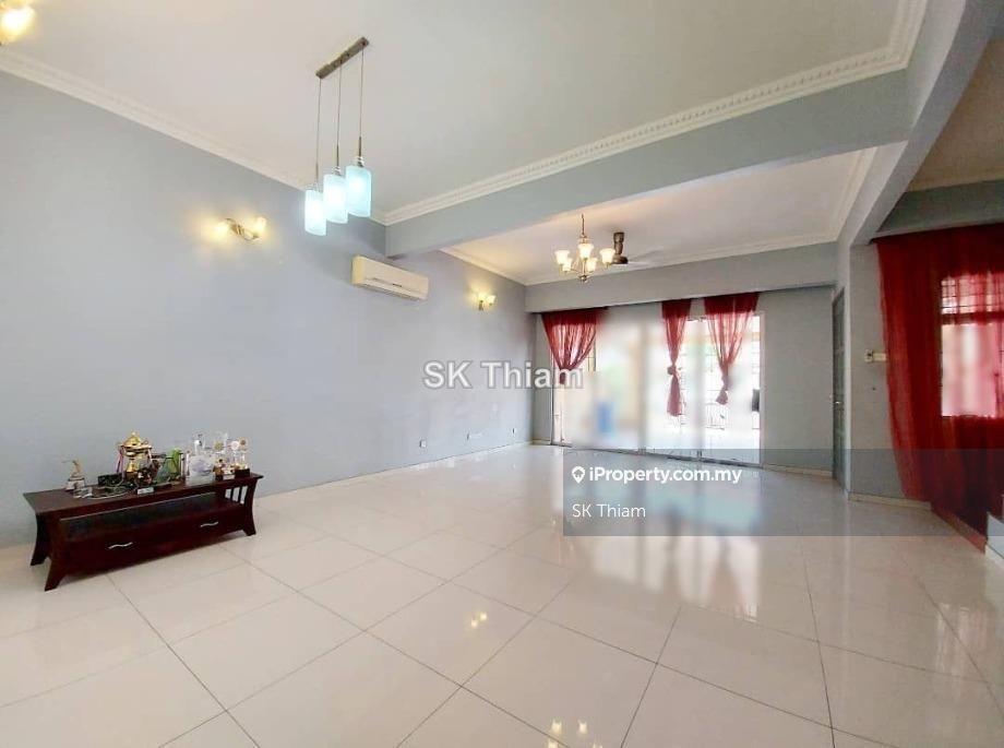 Renovated Extended Spacious Kemuning Bayu Terrace House