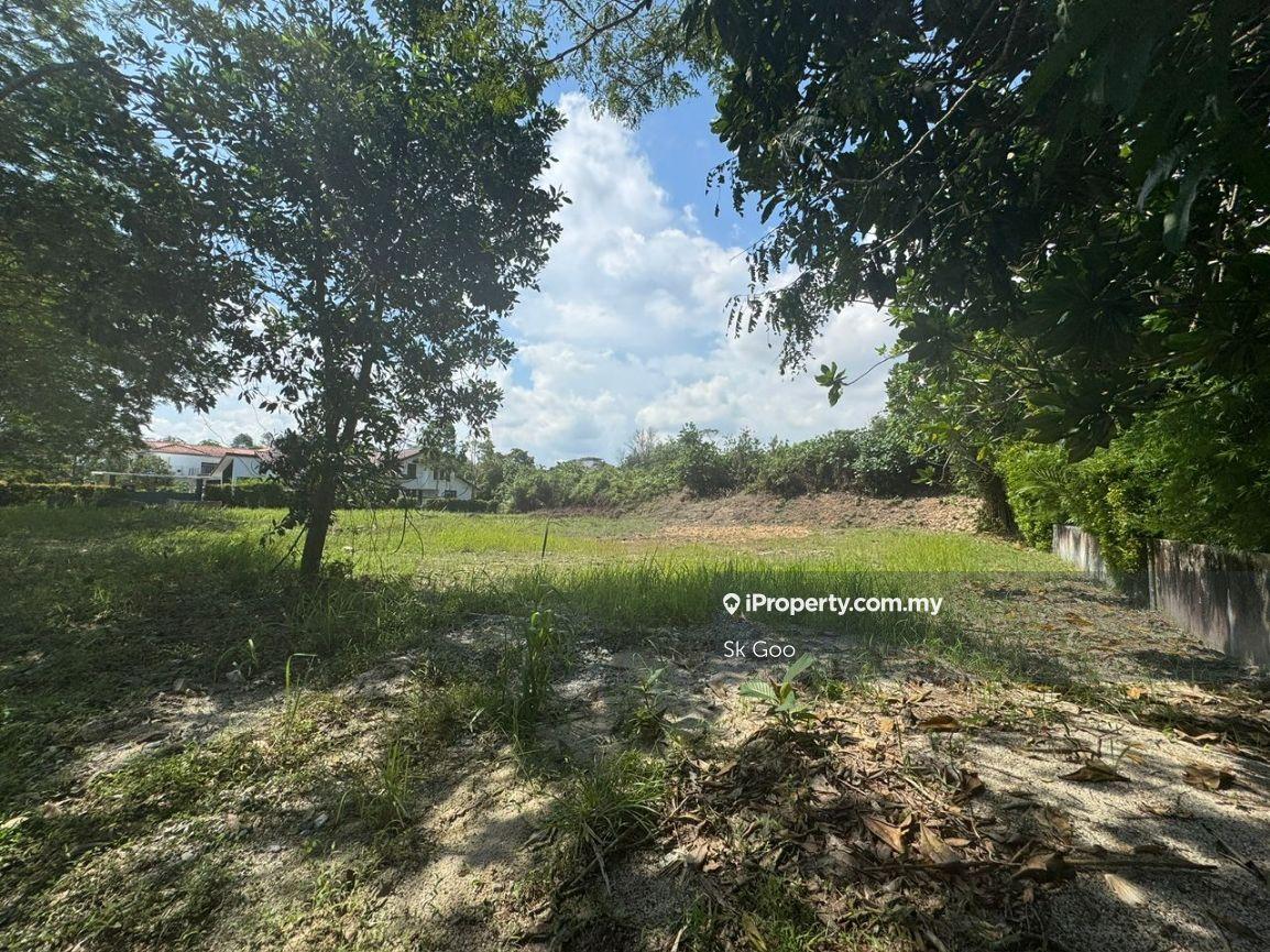 Ledang Heights Bungalow Land For Sales