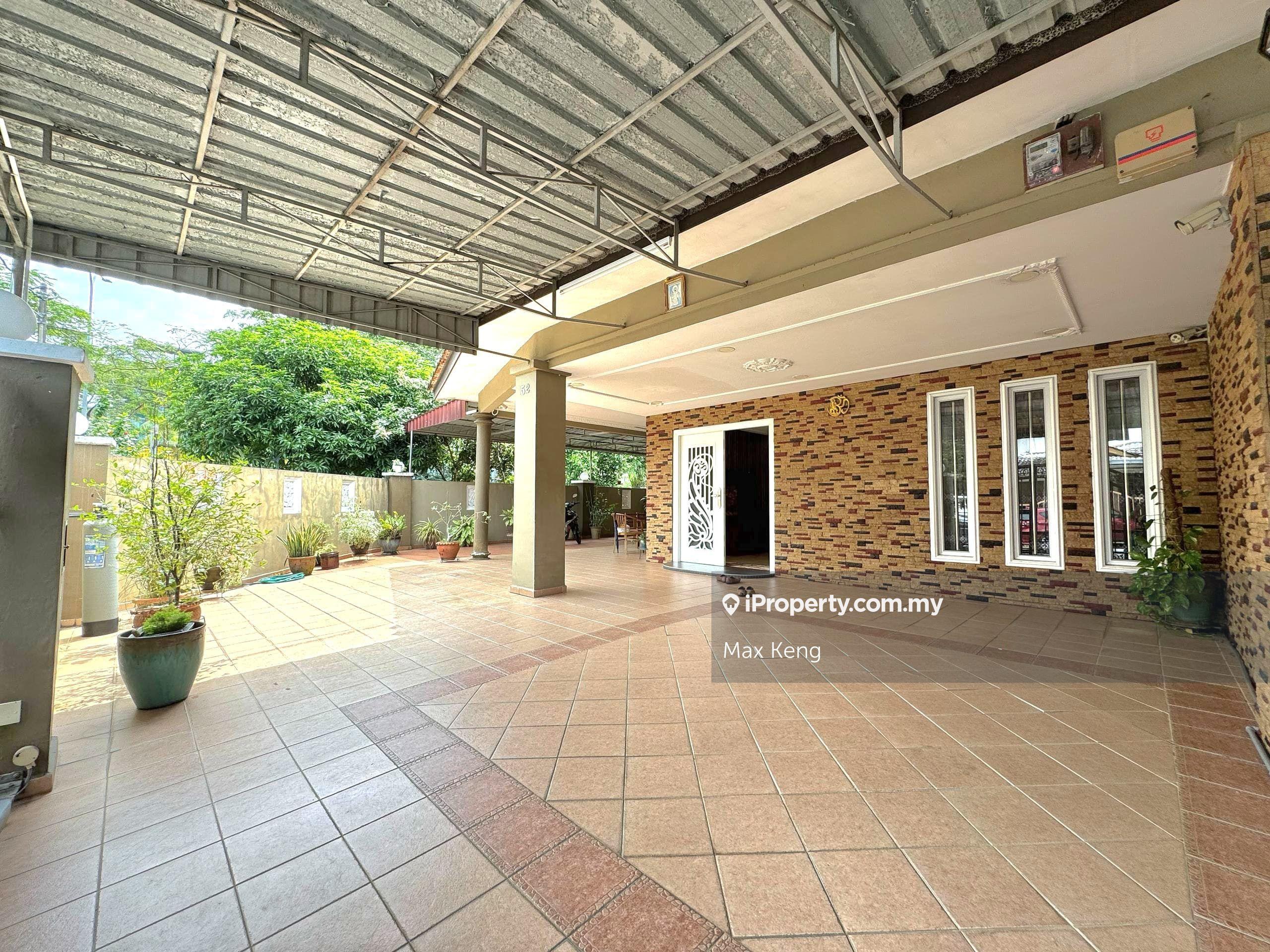 Tampoi Indah Jalan Titiwangsa Double Storey Corner Fully Renovated