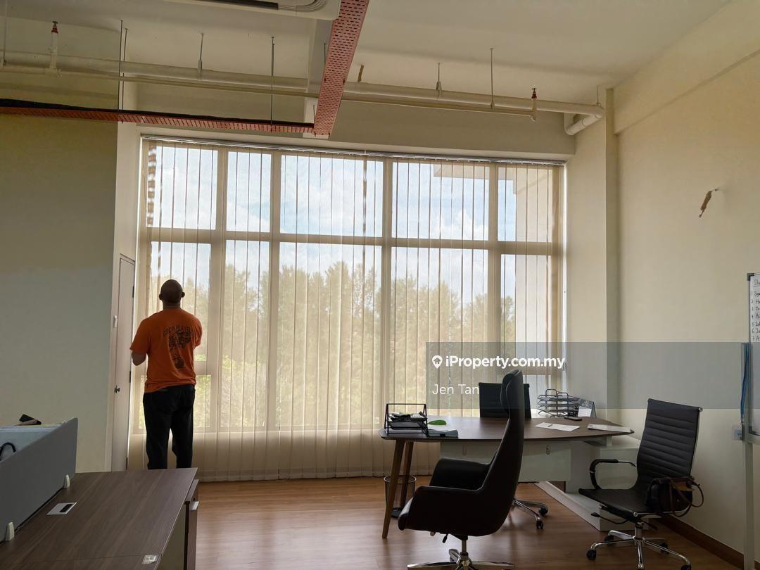 Move in Condition Gamuda Biz Suites Office for Sale