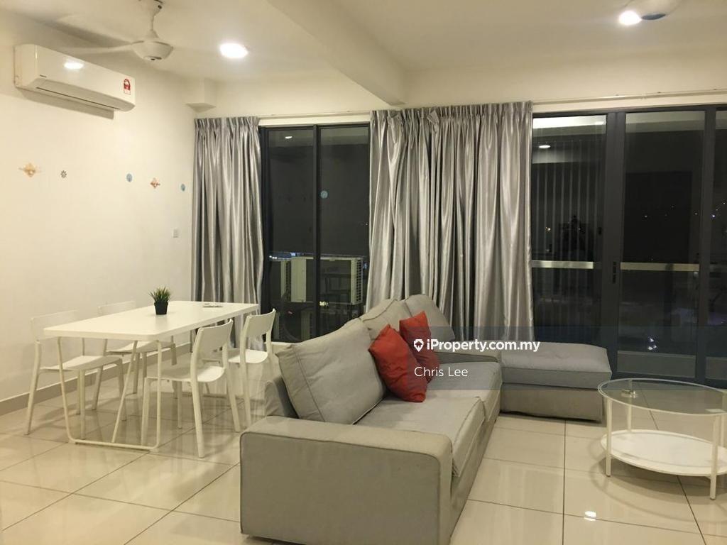 You vista 5bedrooms fully furnished and walk distance to mrt