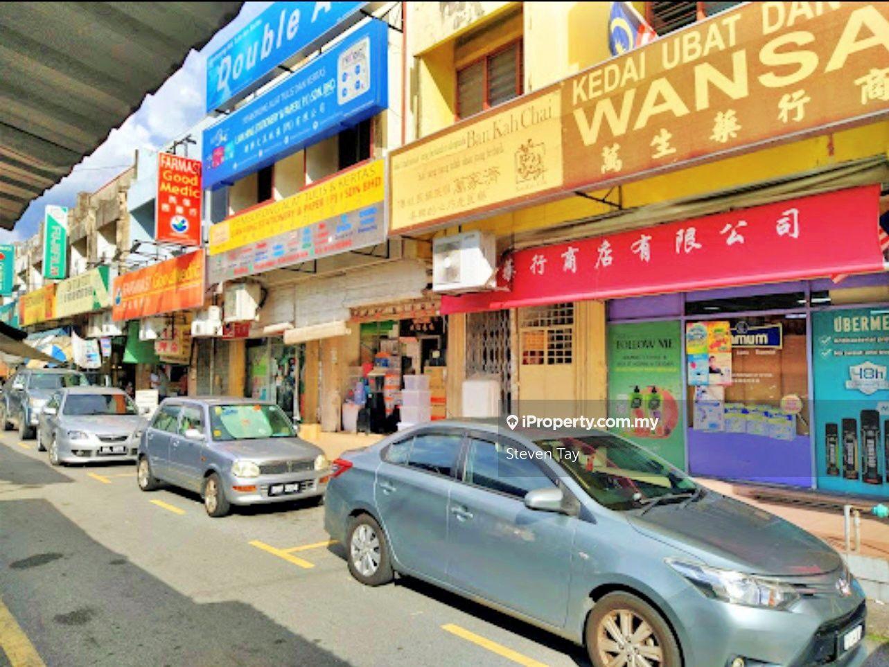 Taman Midah Shoplot Facing Main Road