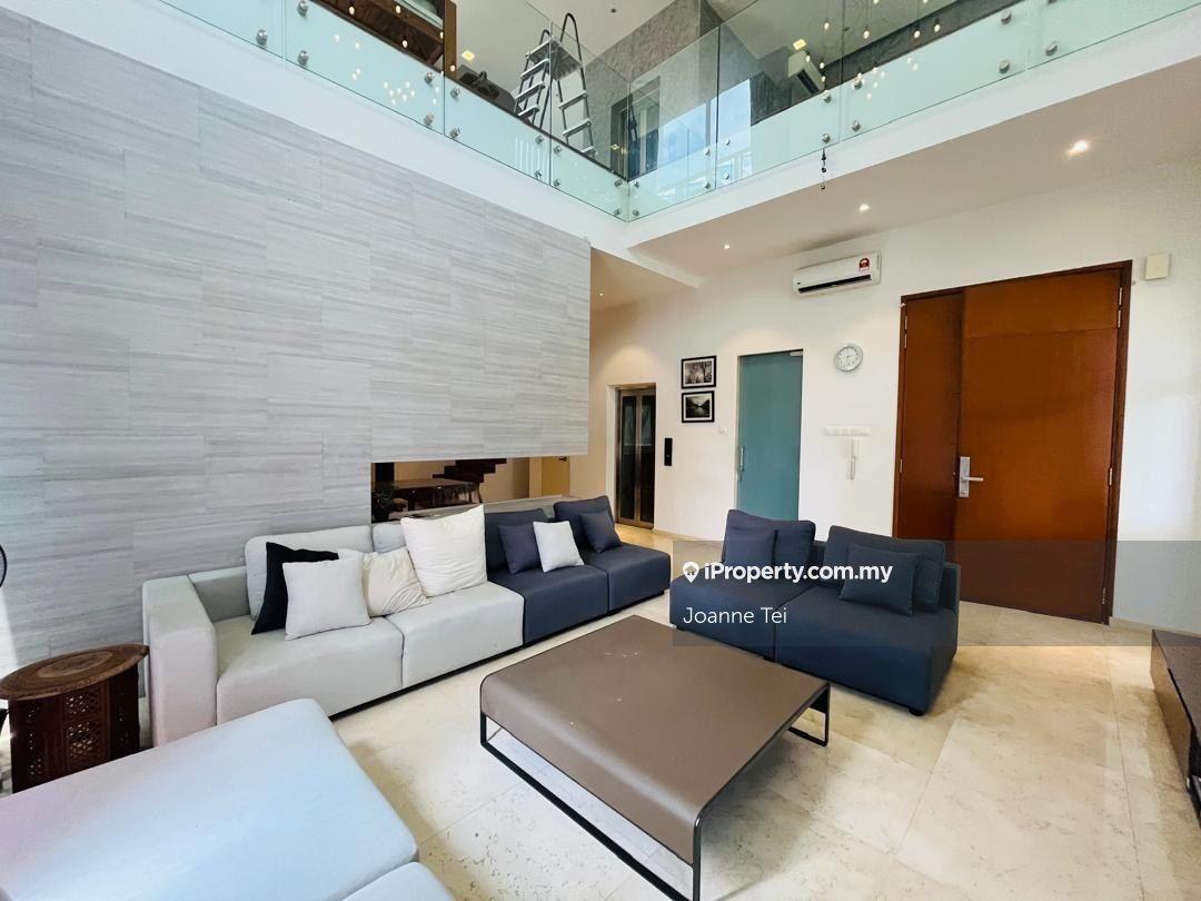 Fully Furnished Bungalow with Lift for Rent