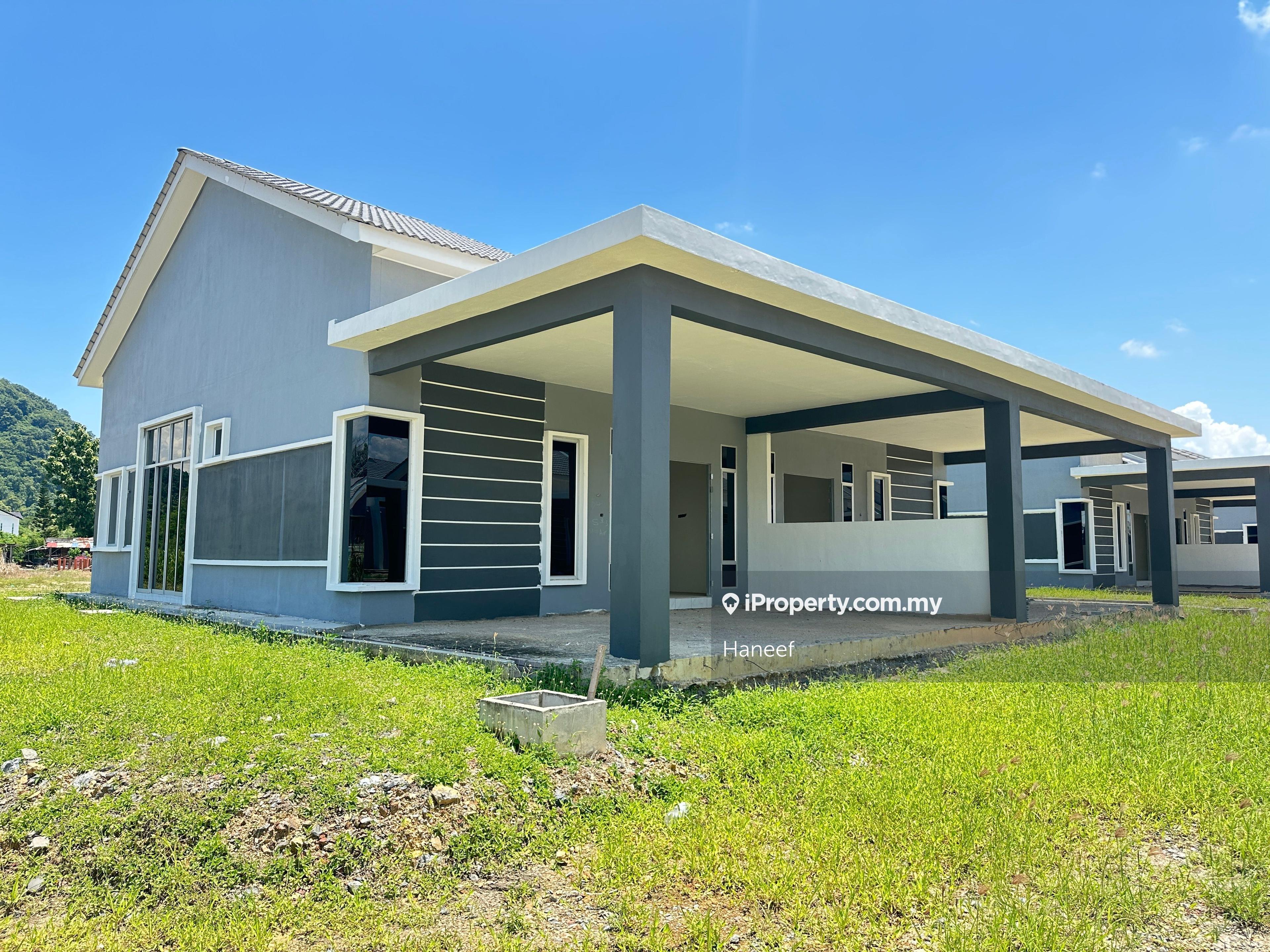 Nice New House In Kangar