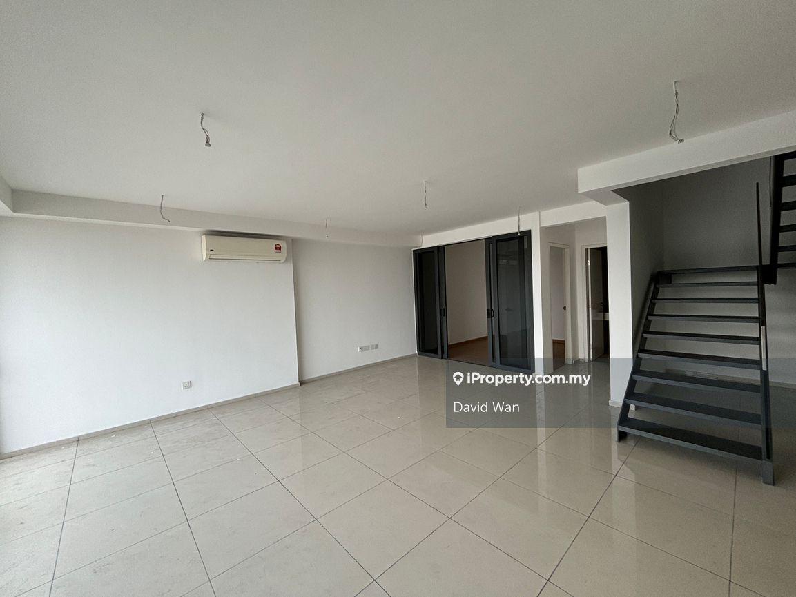 Ekocheras 3 Room Duplex Corner 