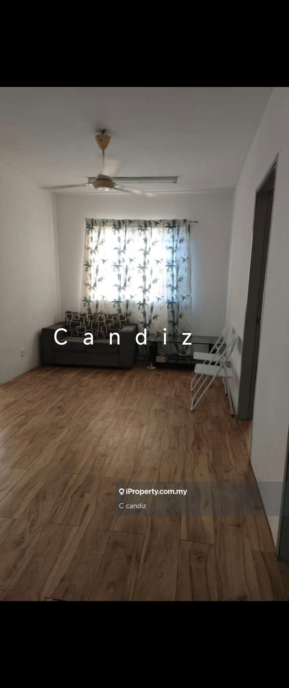 Partially renovated bright clean unit for sale at Tanjung Tokong