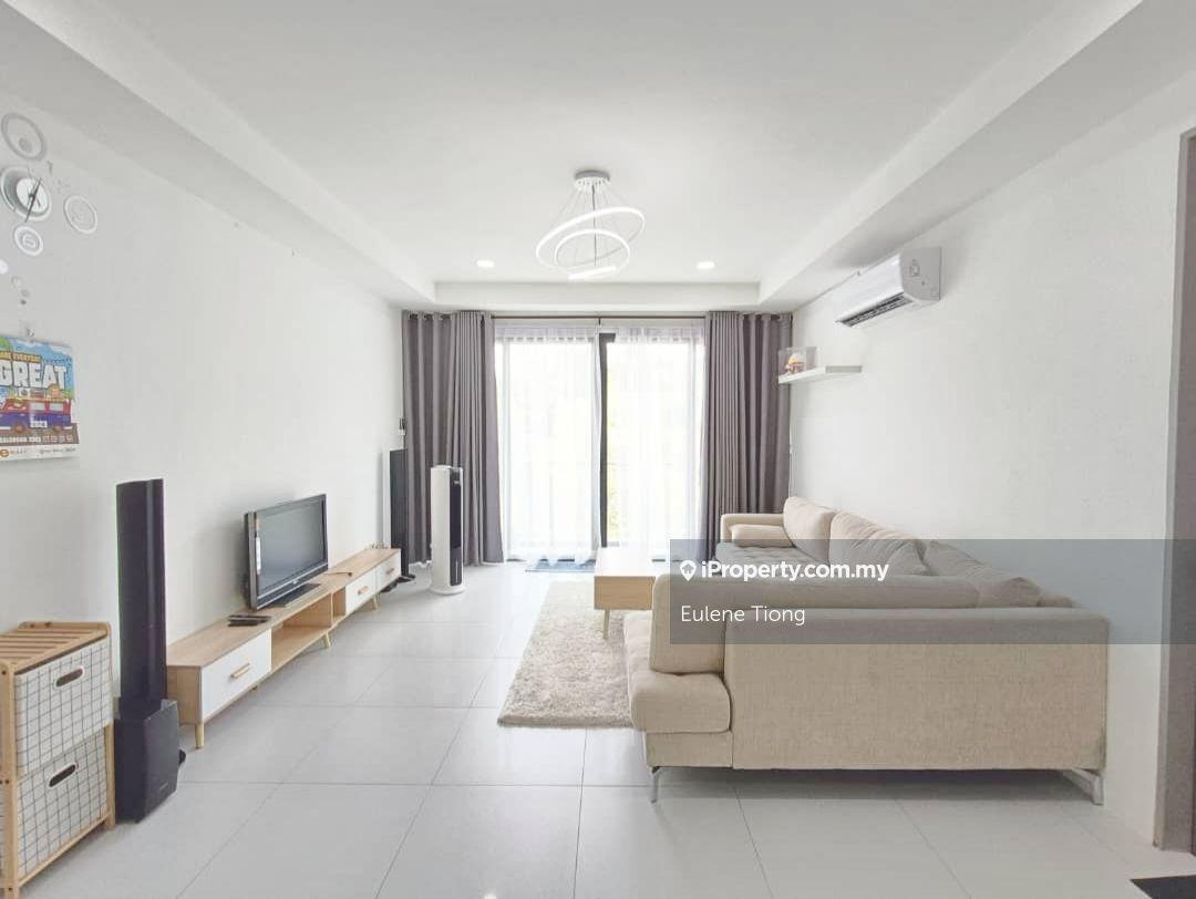 Merriton Residence - Opposite Kuching Airport 