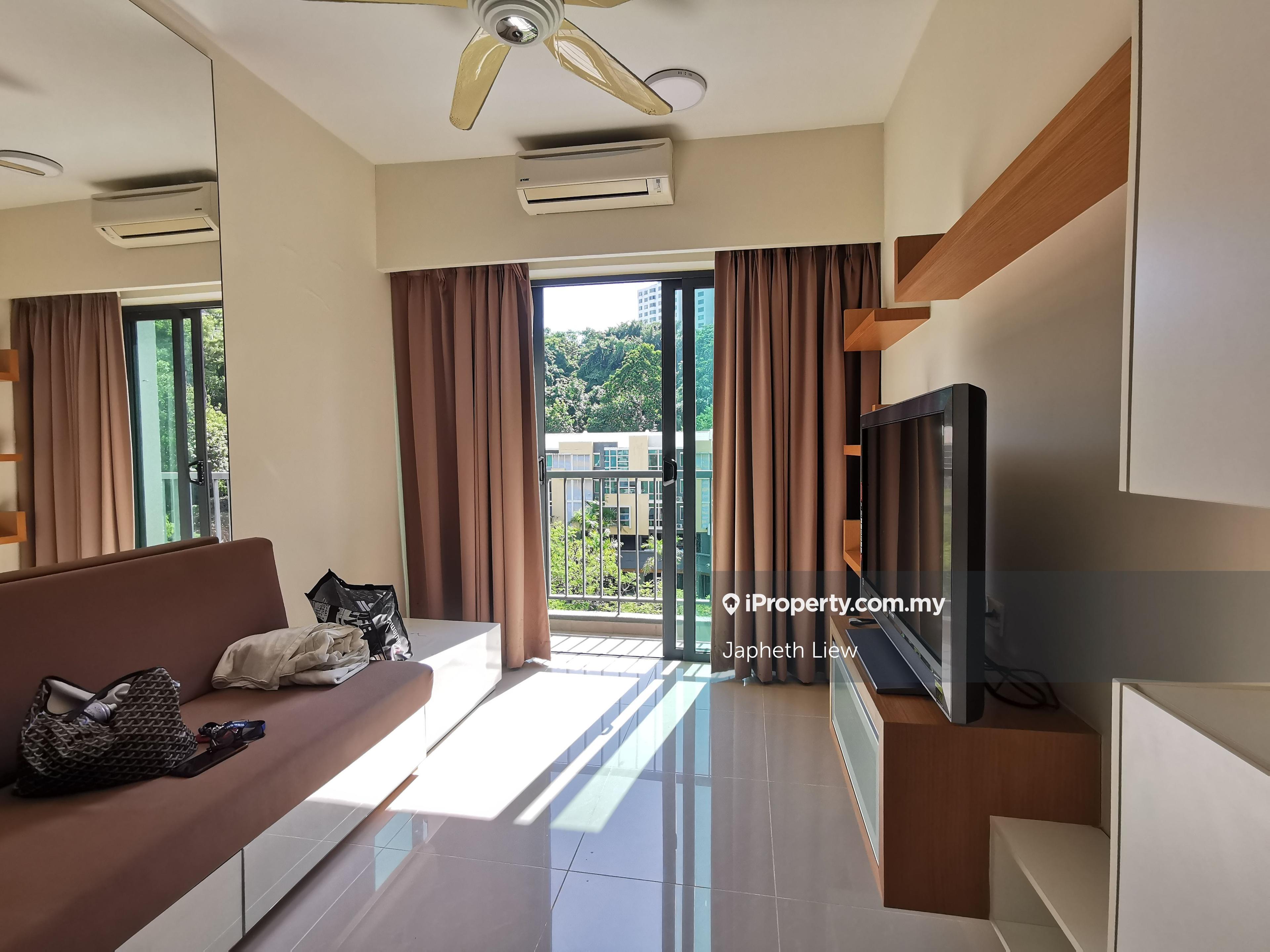 Condo by the bay suitable for single or small family