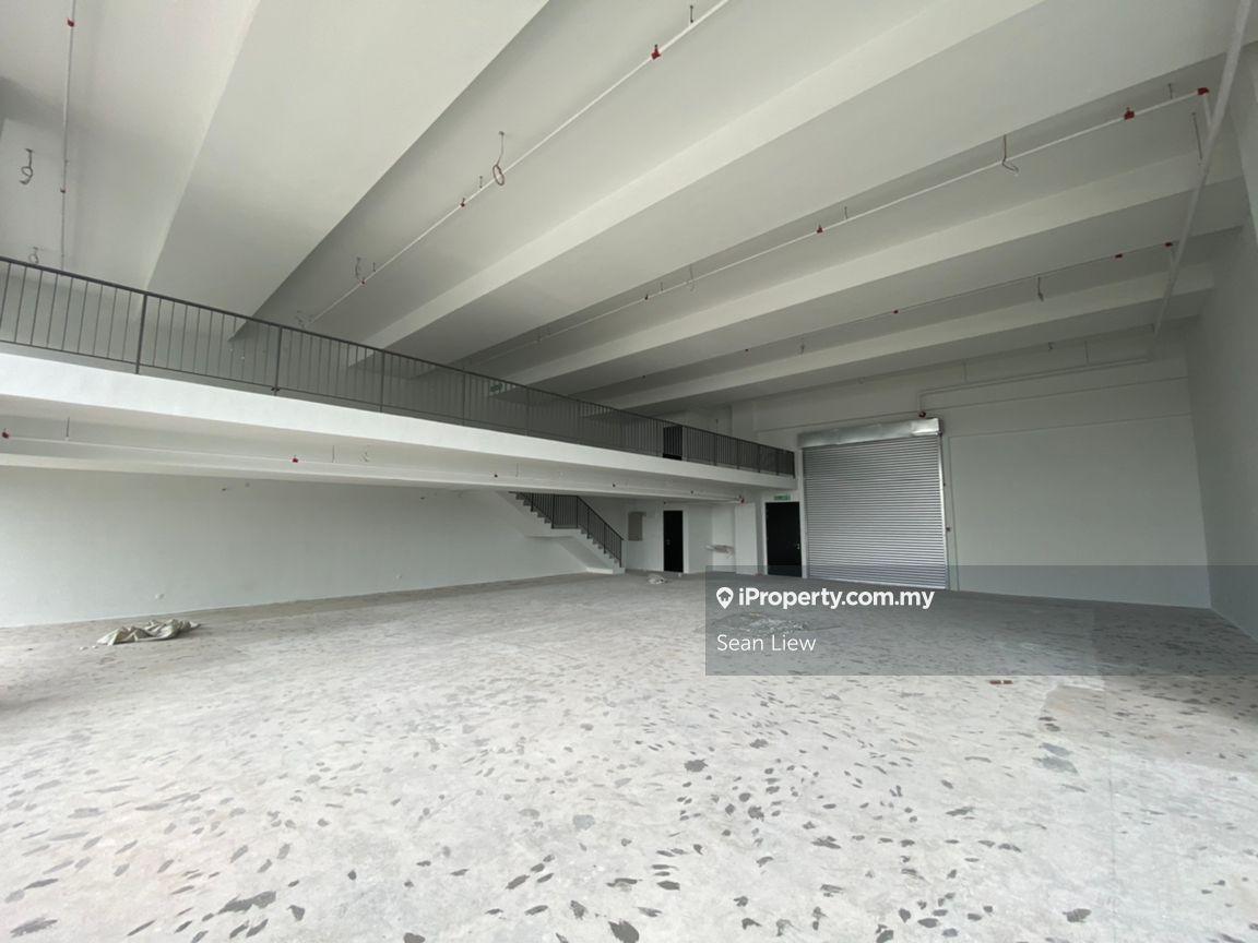Emhub Kota Damansara Warehouse & Office For Sale