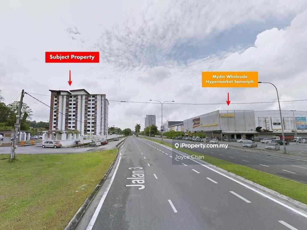 Apartment, Corner Lot - 3 min to Billion Shopping Centre