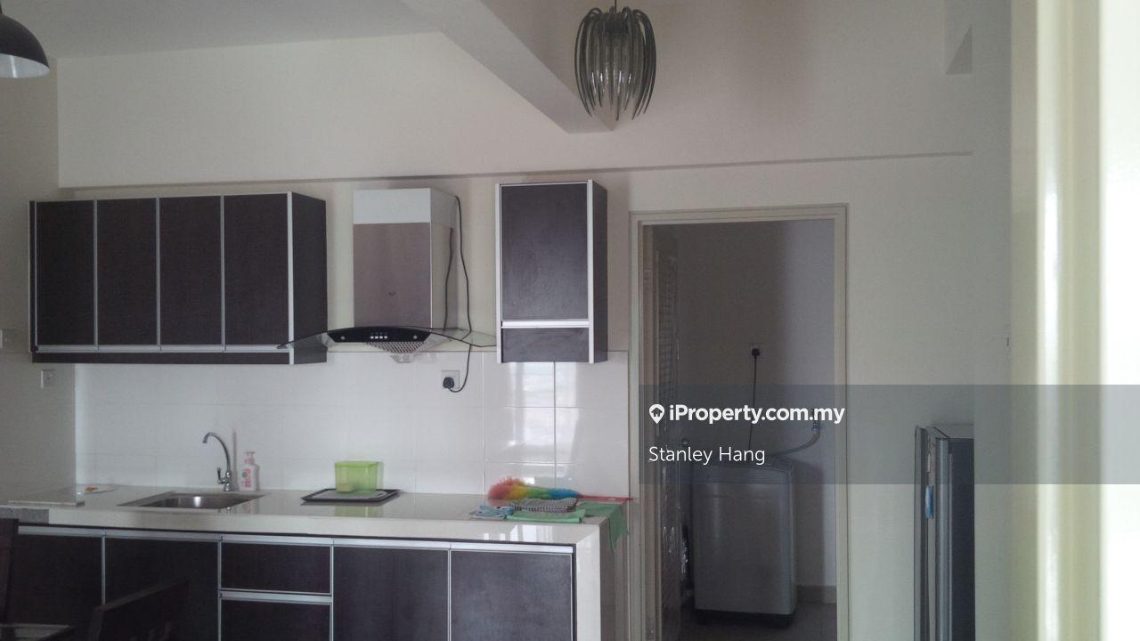 Freehold, 1 Bedroom, Walk to LRT 
