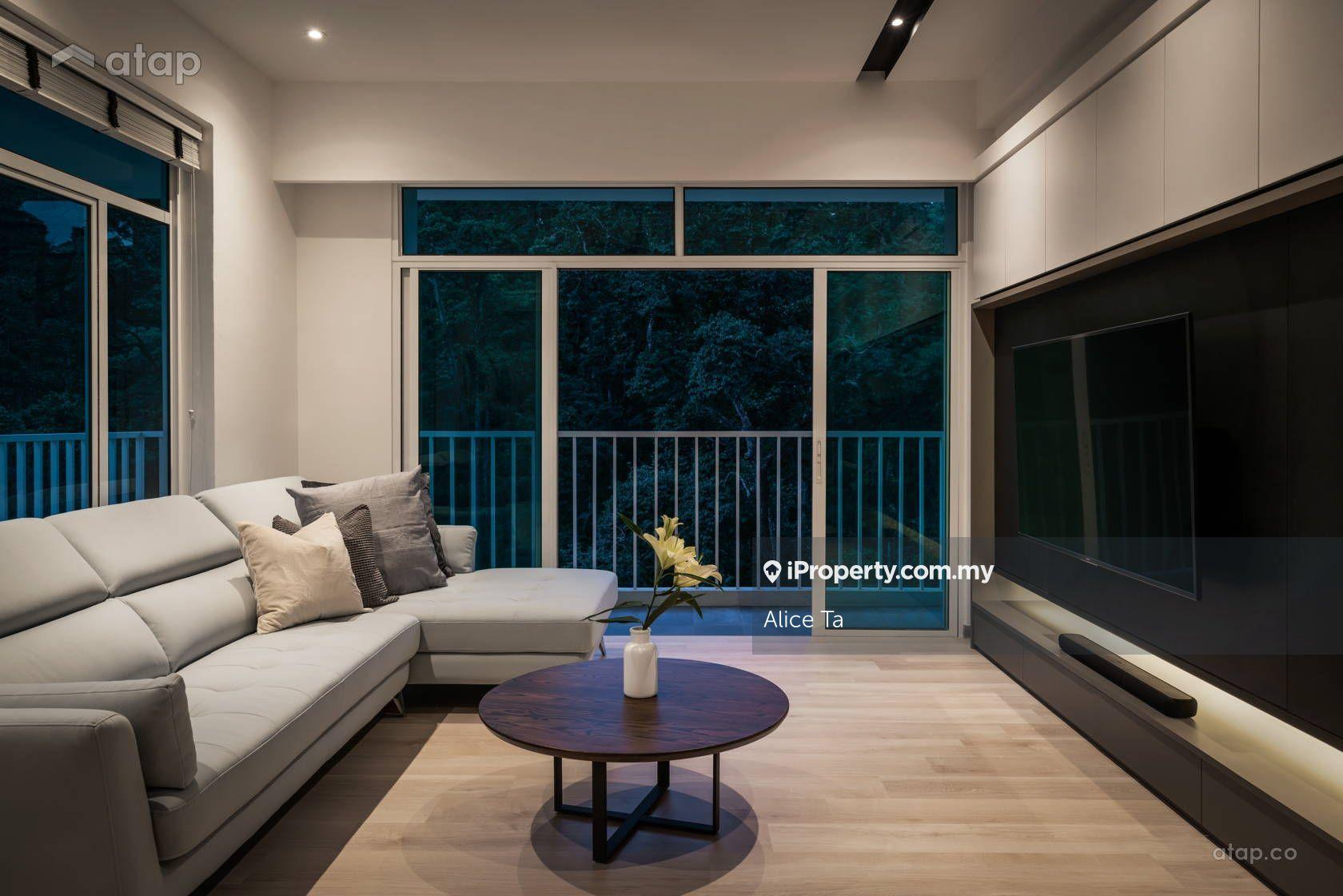 Freehold, Ready Move In, Free furnished, Cash back, Walk to IOI Mall