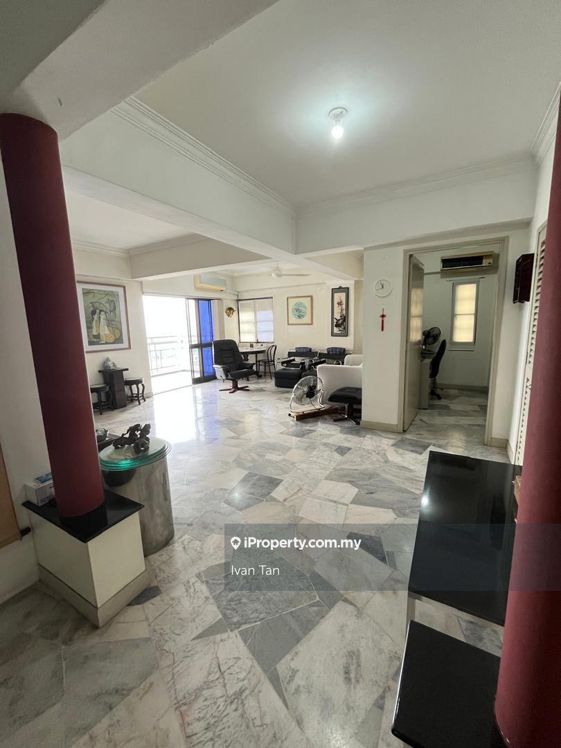 Danau Permai Condo Available For Sale Lake View