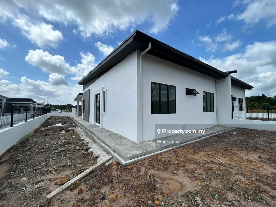 Matang Westhill Avenue Single Storey Semi D For Sale