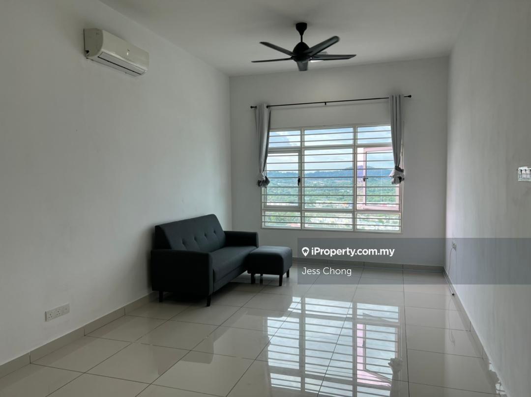 La Thea Condominium 3 Bedroom & 2 Bathroom for Sales