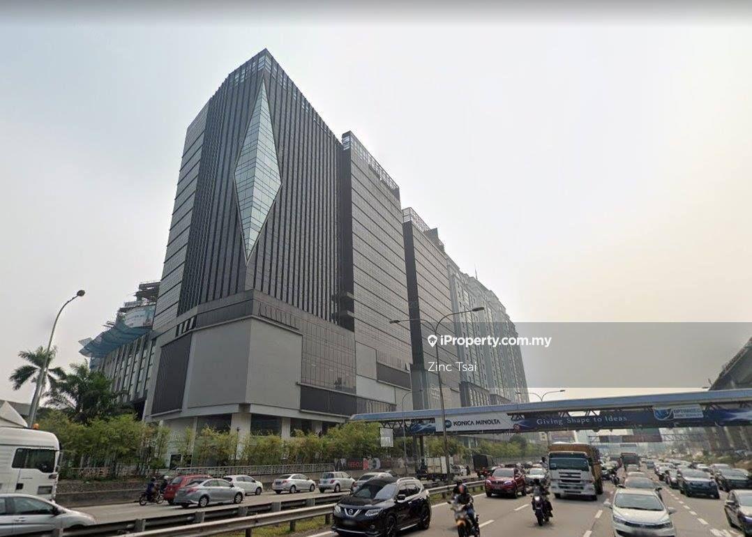 Prime Office Space for Rent! Corner Unit